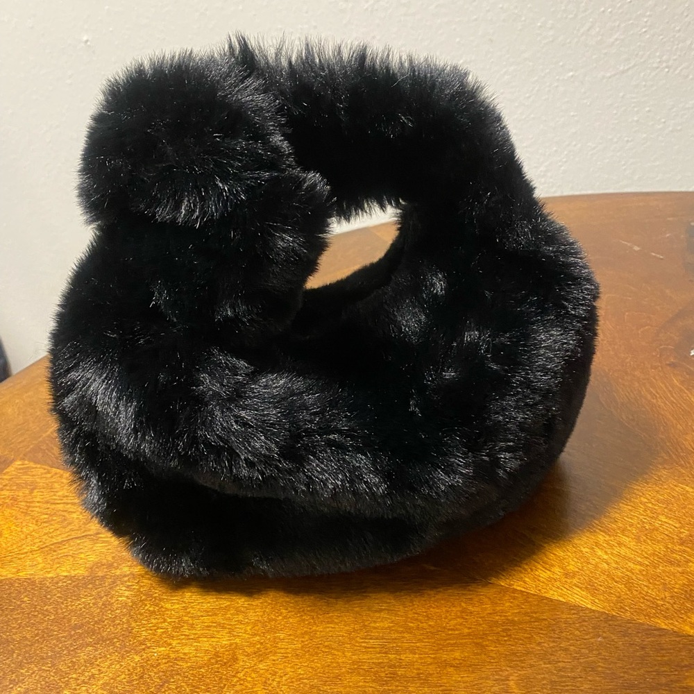 Joile bag in black fur